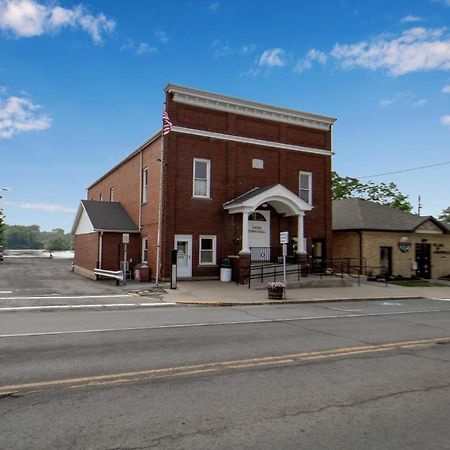 Webber Hotel Lyndonville Extérieur photo