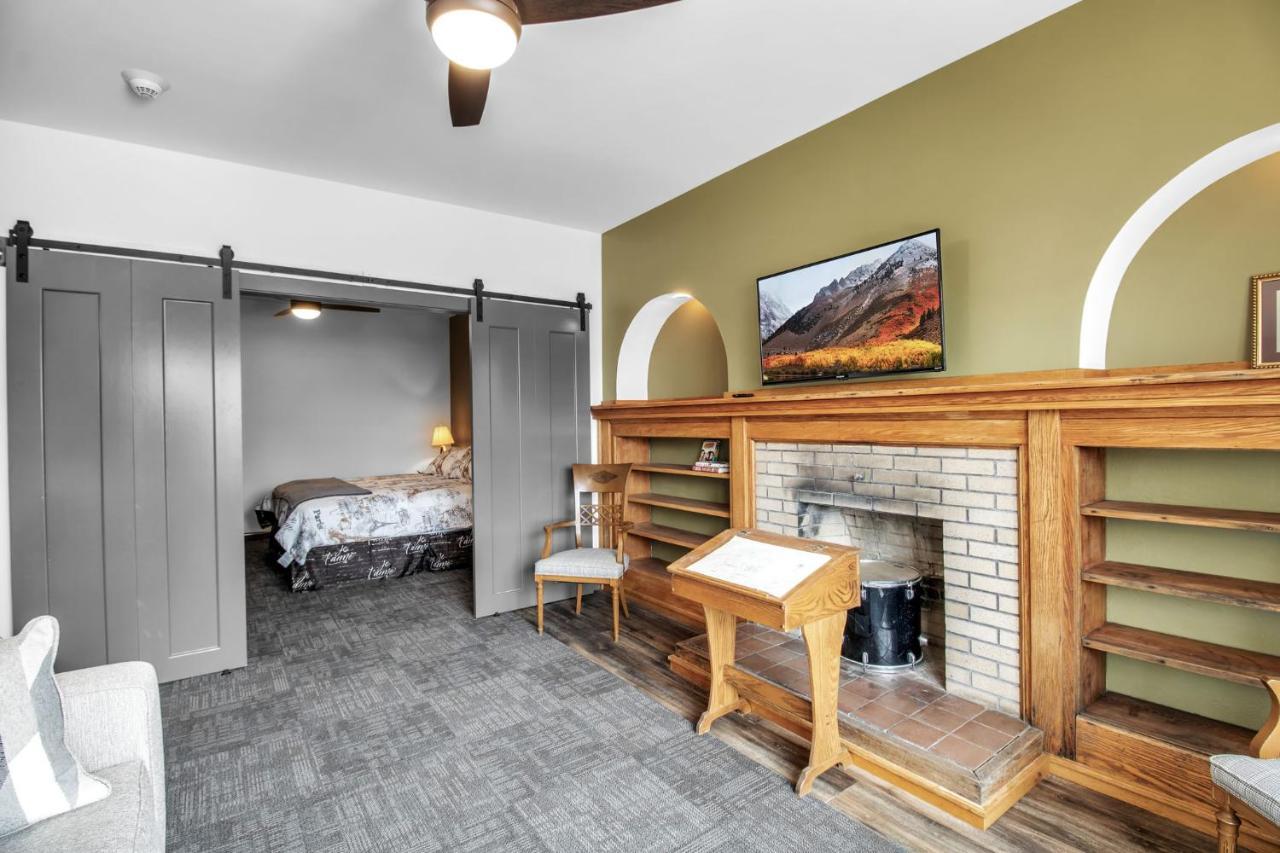 Webber Hotel Lyndonville Extérieur photo